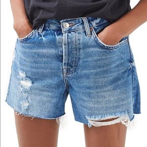 TOPSHOP BOYFRIEND SHORTS